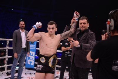 Ex FFC welterweight champion and current KSW champion Roberto Soldic, about to sign with the UFC!